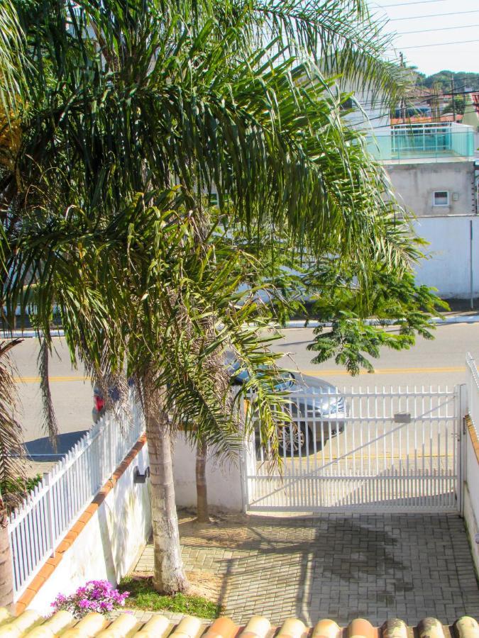 Casa Inteira,Total Privacidade Em Area Nobre, 2 Quadra Do Mar Βίλα Piçarras Εξωτερικό φωτογραφία